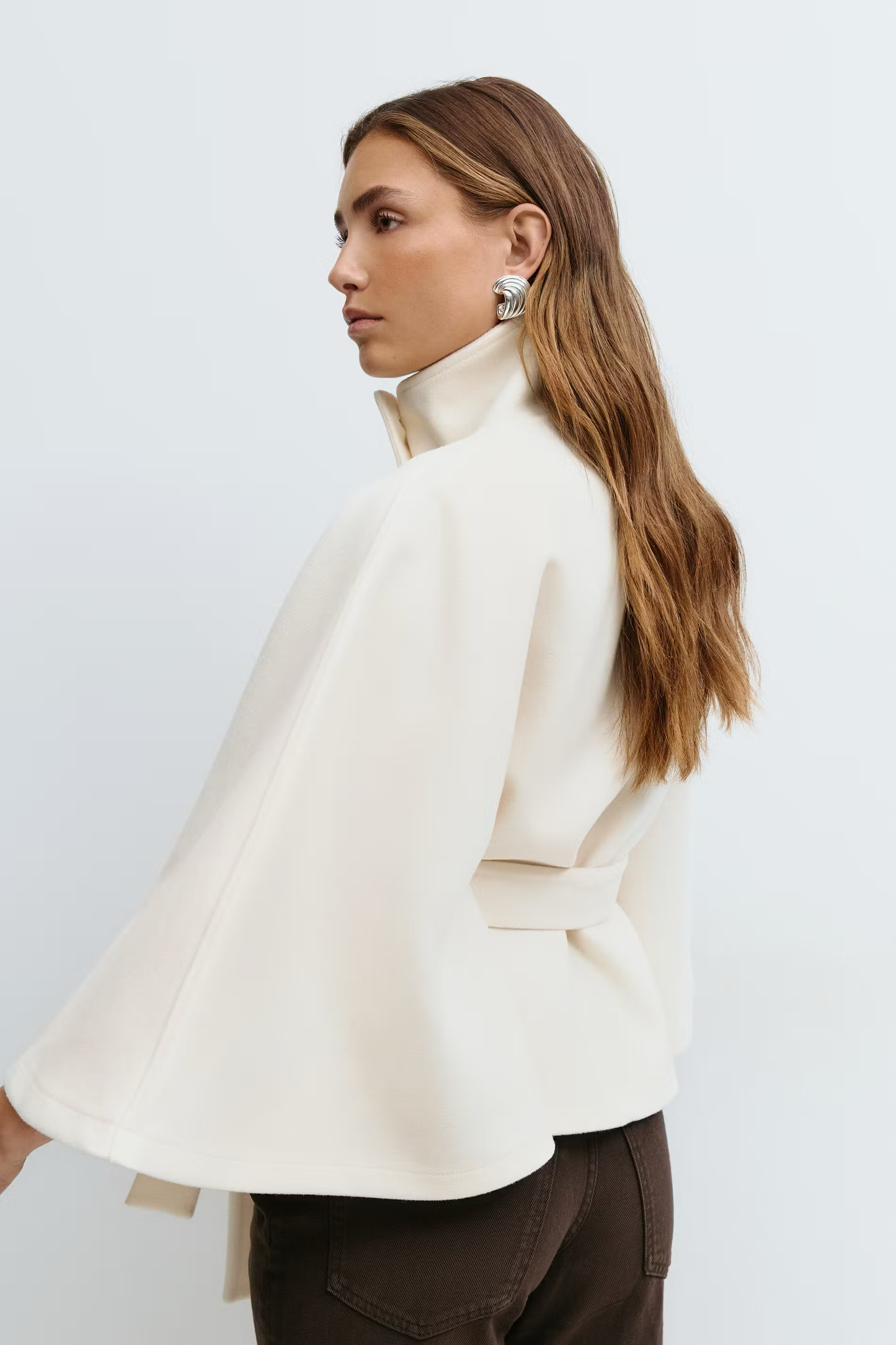 ISABELLA CHIC BELT CAPE JACKET